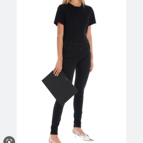 Givenchy Sugar Goatskin Large Antigona Pouch Black - Picture 1 of 8